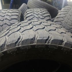 33x12.50R20 Mud Terrain Tires (4)