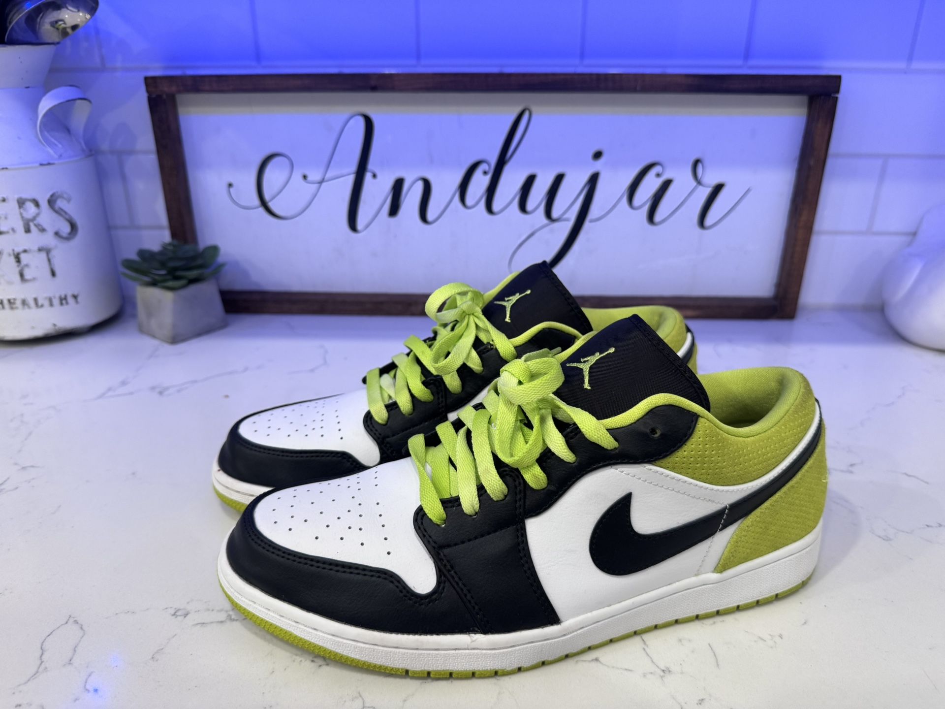 Jordan 1 Low SE 