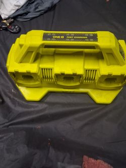 RYOBI FAST CHARGER