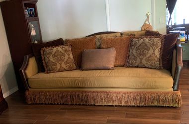 Traditional Sofa with Fringe Trim and Throw Pillows