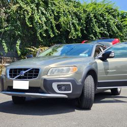 2009 Volvo XC-70 3.2