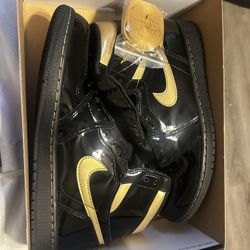 Jordan 1 Black Metallic Gold