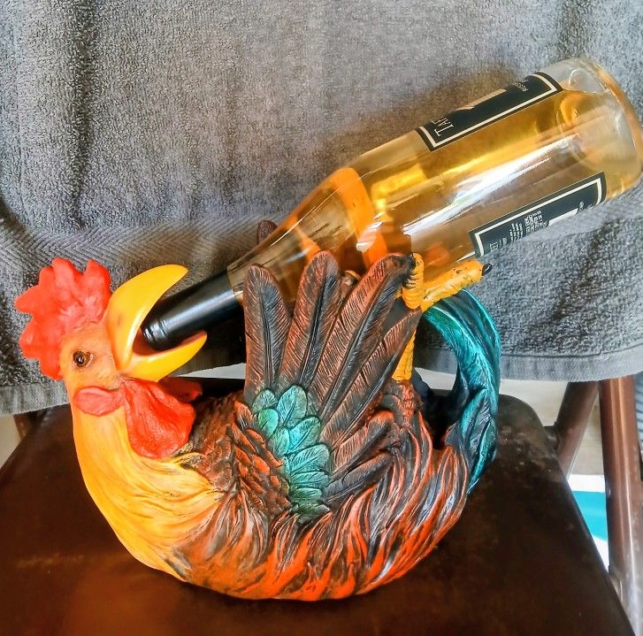 Drinking Rooster Wine Holder 