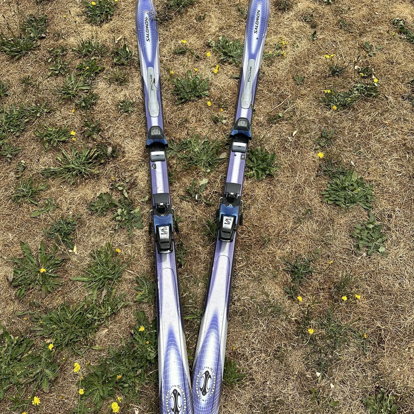 salomon axendo 6 skis SALOMON PR6 AXENDO LT SKIS WITH ROSSIGNOL FD60 BINDINGS for Sale in  Vancouver, WA