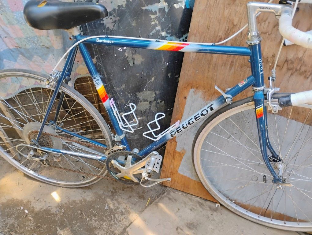 Classic Epic Vintage Peugeot Bicycle Road Bike