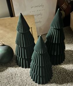 Christmas Decor: Green Belvet Christmas Trees