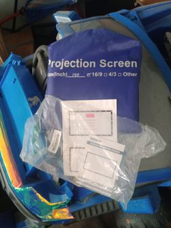 Projection Screen New 20$. 140 Inches 