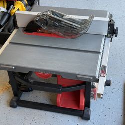  Milwaukee M18 FUEL 8-1/4″ Table Saw w/ ONE-KEY (Model 2736-20)