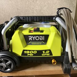 Ryobi Electric Pressure Washer (1900 PSI - 1.2 GPM)