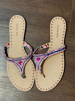 Gianni Bini Boho Rhinestone Gem Thong Sandals Festival Y2K Glam