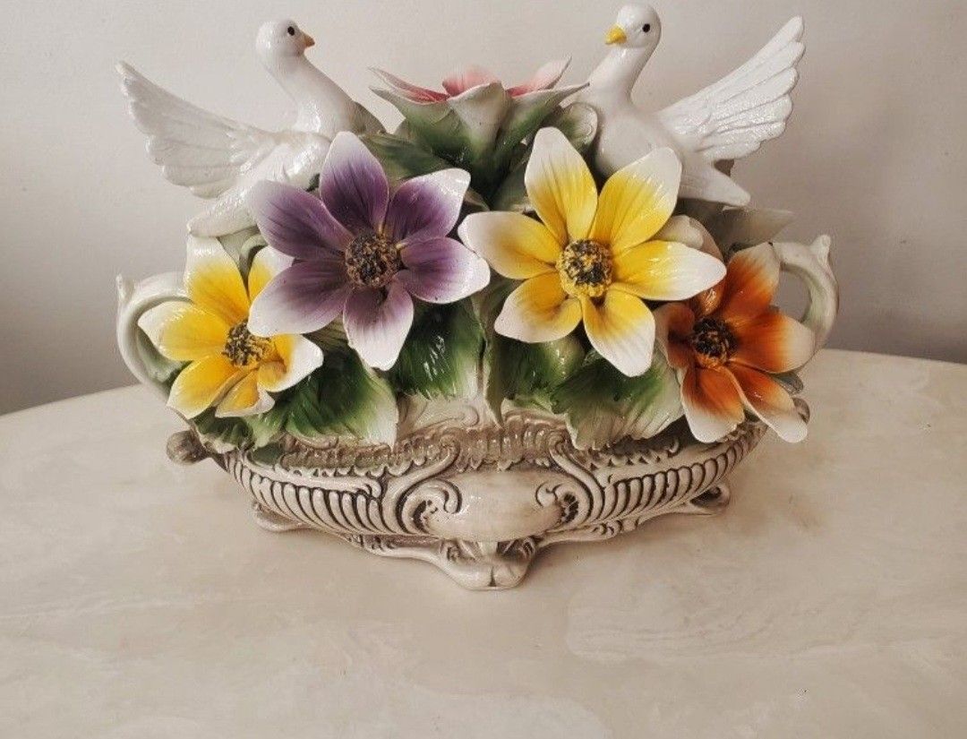 2 Large Capodimonte Made In Italy Porcelain Flower Baskets
