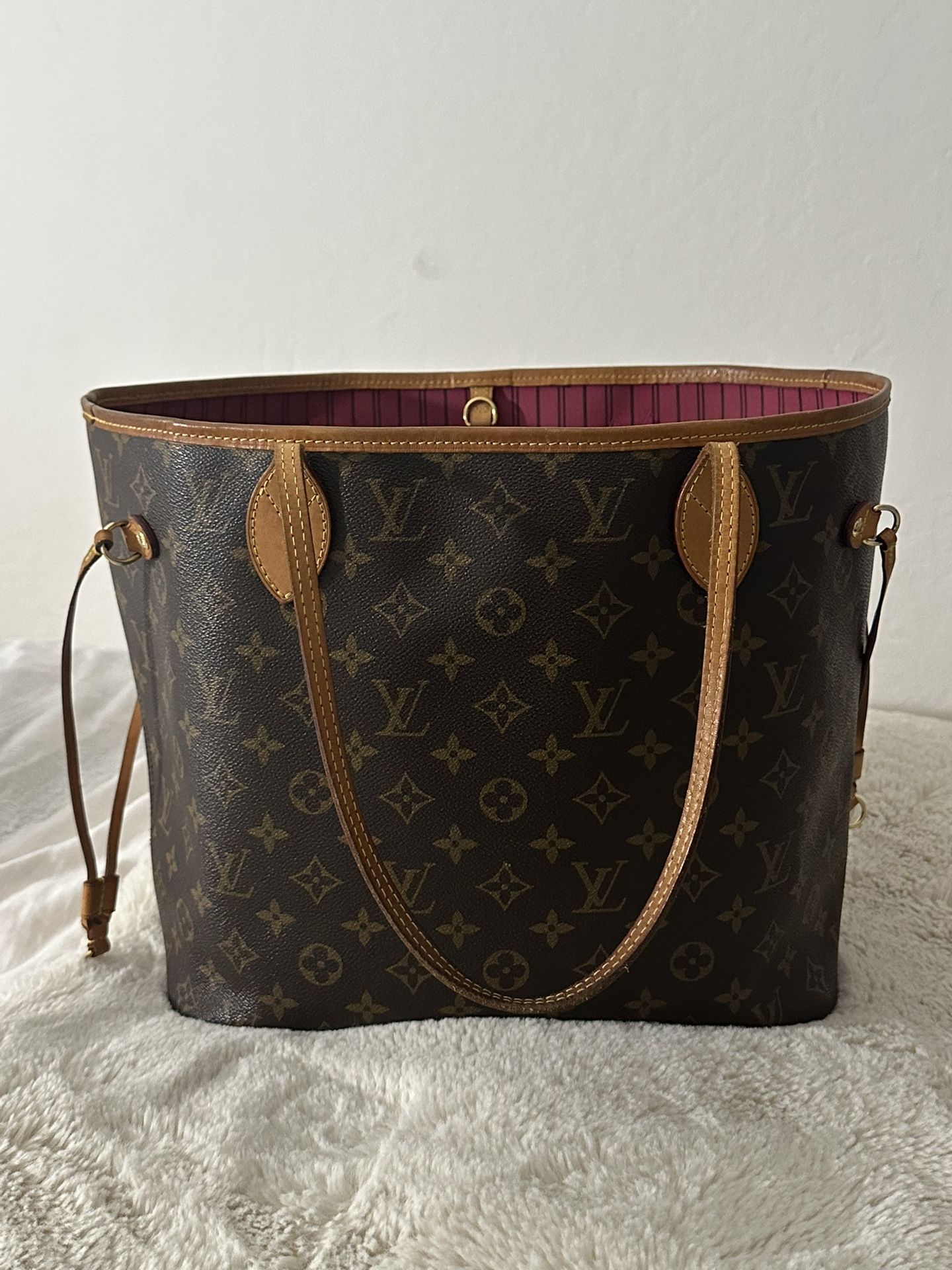 Louis Vuitton Neverfull MM