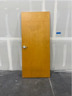Commercial door