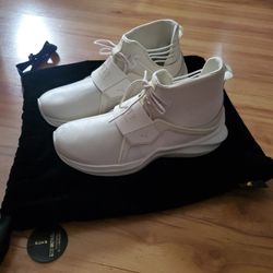 Original Puma Fenty Rihanna 