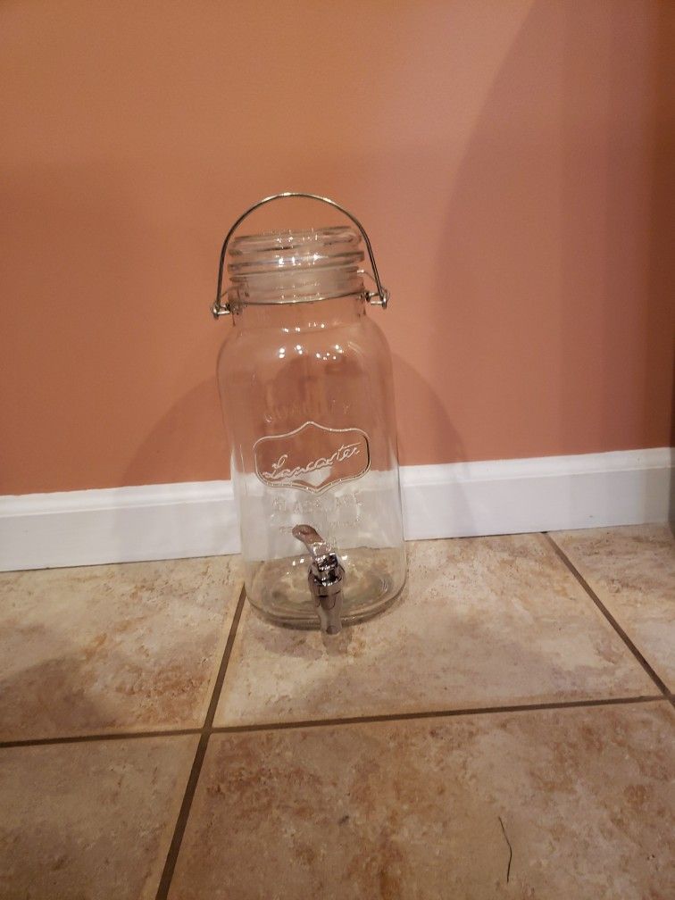 Mason Jar Drink Dispensary