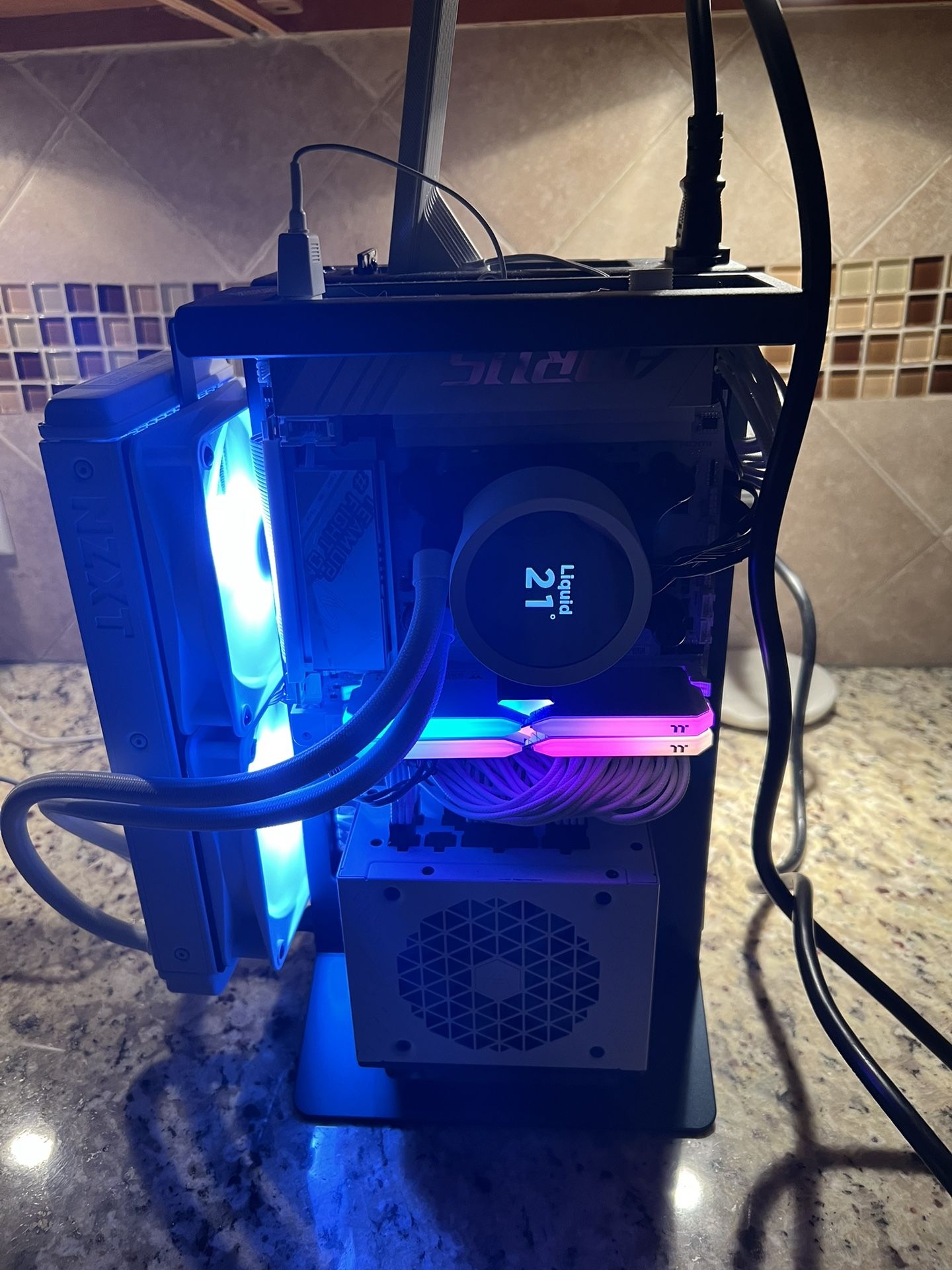open air small form factor pc