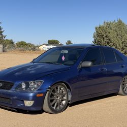 2002 Lexus IS 300