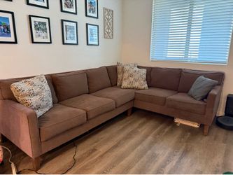 Sectional couch