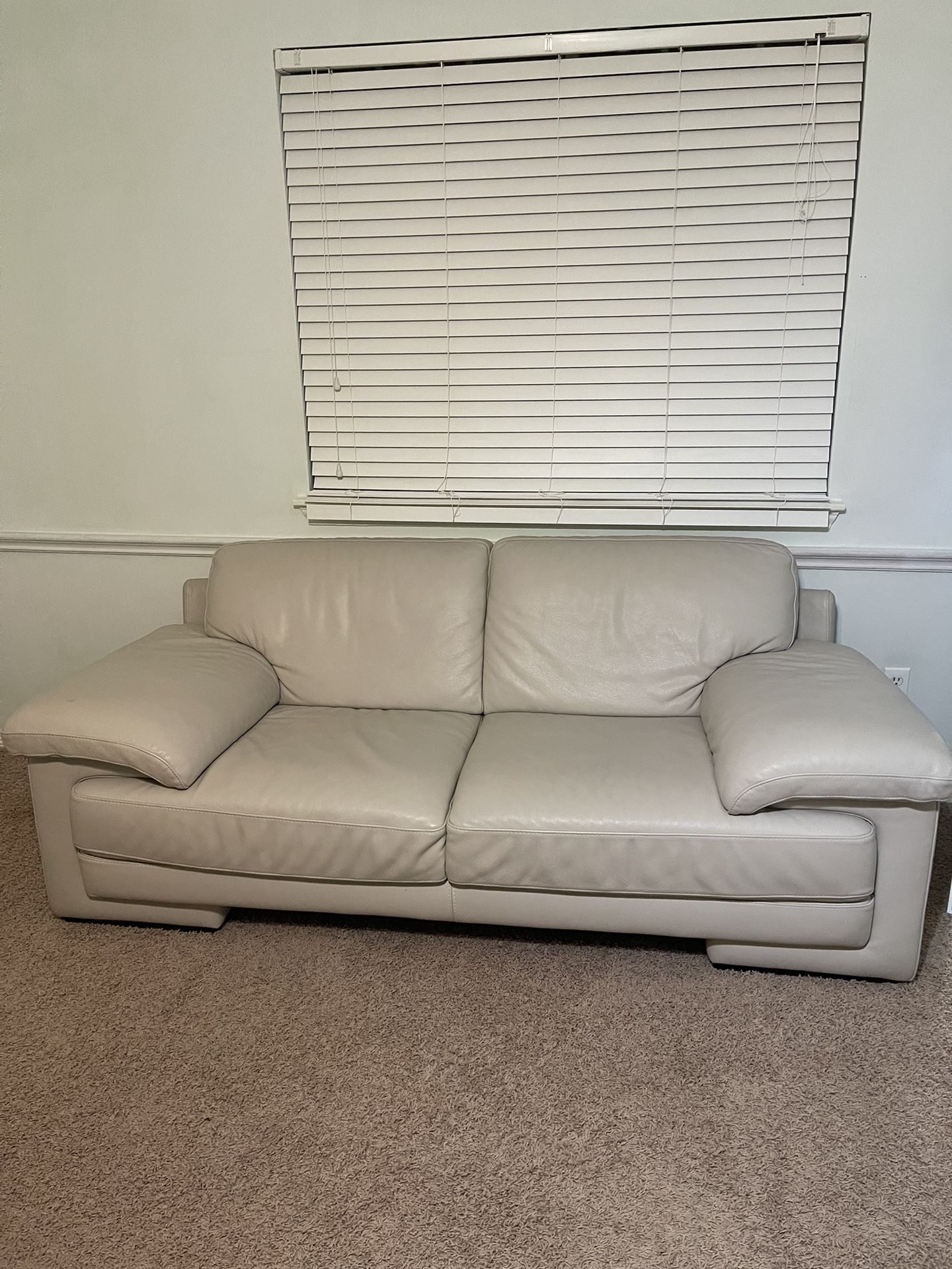 *Best Offer* Off White Leather Sofa