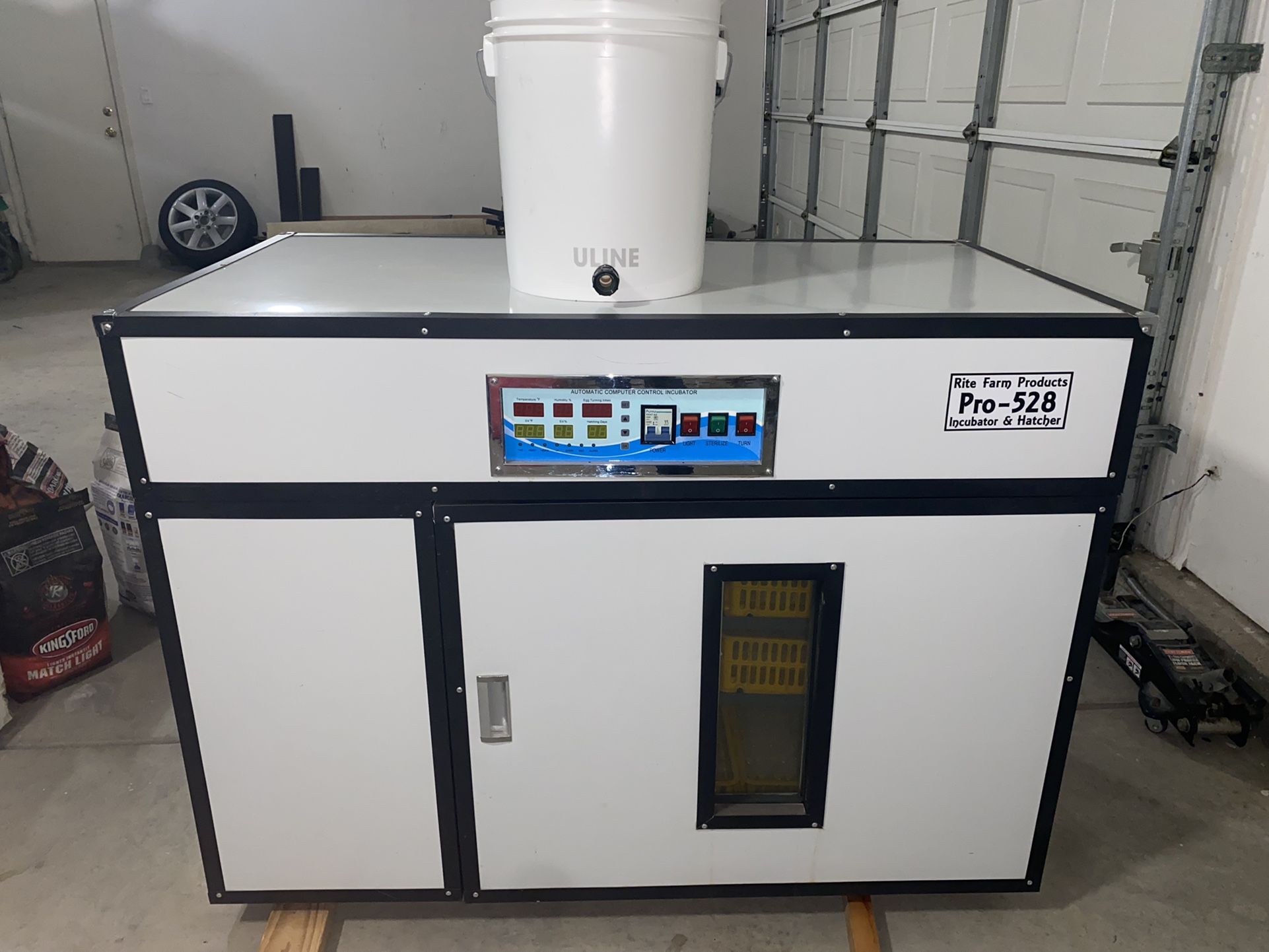Rite Farm Products Model Pro-528 Cabinet Incubator & Hatcher