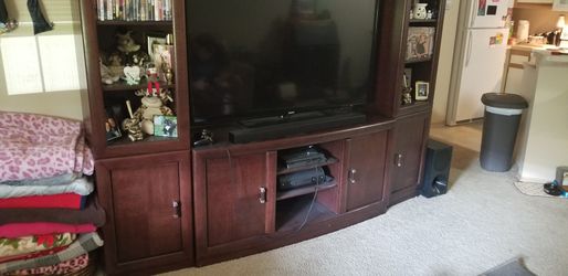 Best Offer Oak Furniture West Escapade 54 Entertainment Console For In Galloway Oh Offerup Best Offer Oak Furniture West Escapade, Oak Furniture West