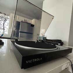 Record Player (Need Gone ASAP)