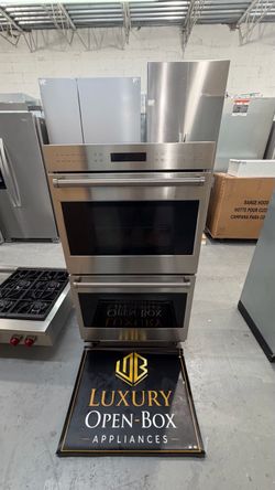 WOLF 30ā E-SERIES DOUBLE WALL OVEN ā STAINLESS STEEL š° Original Retail Price: $7,155 š„ OUR PRICE TODAY: $3,499 š„ SAVE $3,656 ā 51% OFF RETAIL!