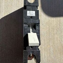 125 Volt Circuit Breakers