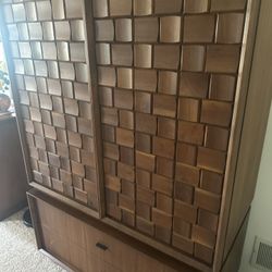 5 Piece Mcm Bedroom Set 