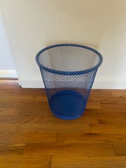 Trash can