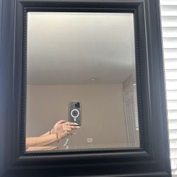 Wall mirror