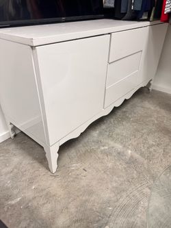 Modern White Sideboard Cabinet