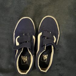 Kid dodger vans size 13.5c