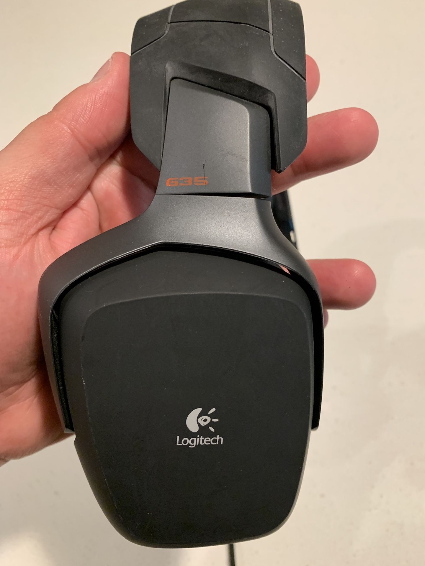 Logitech G35 7.1-Channel Surround Sound Gaming Headset - USB