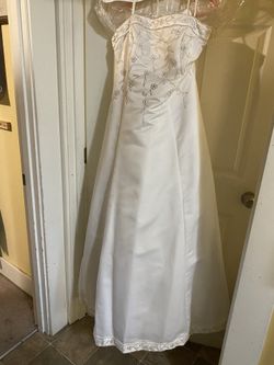 Demetrios wedding Gown With Train