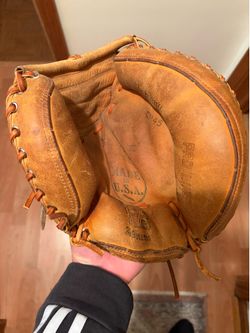 Nokona CM45 Bulldog Catcher’s Mitt