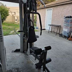 HOIST V4 200 Pounds  Exercise Fitness Workout Home Gym Weight Machine