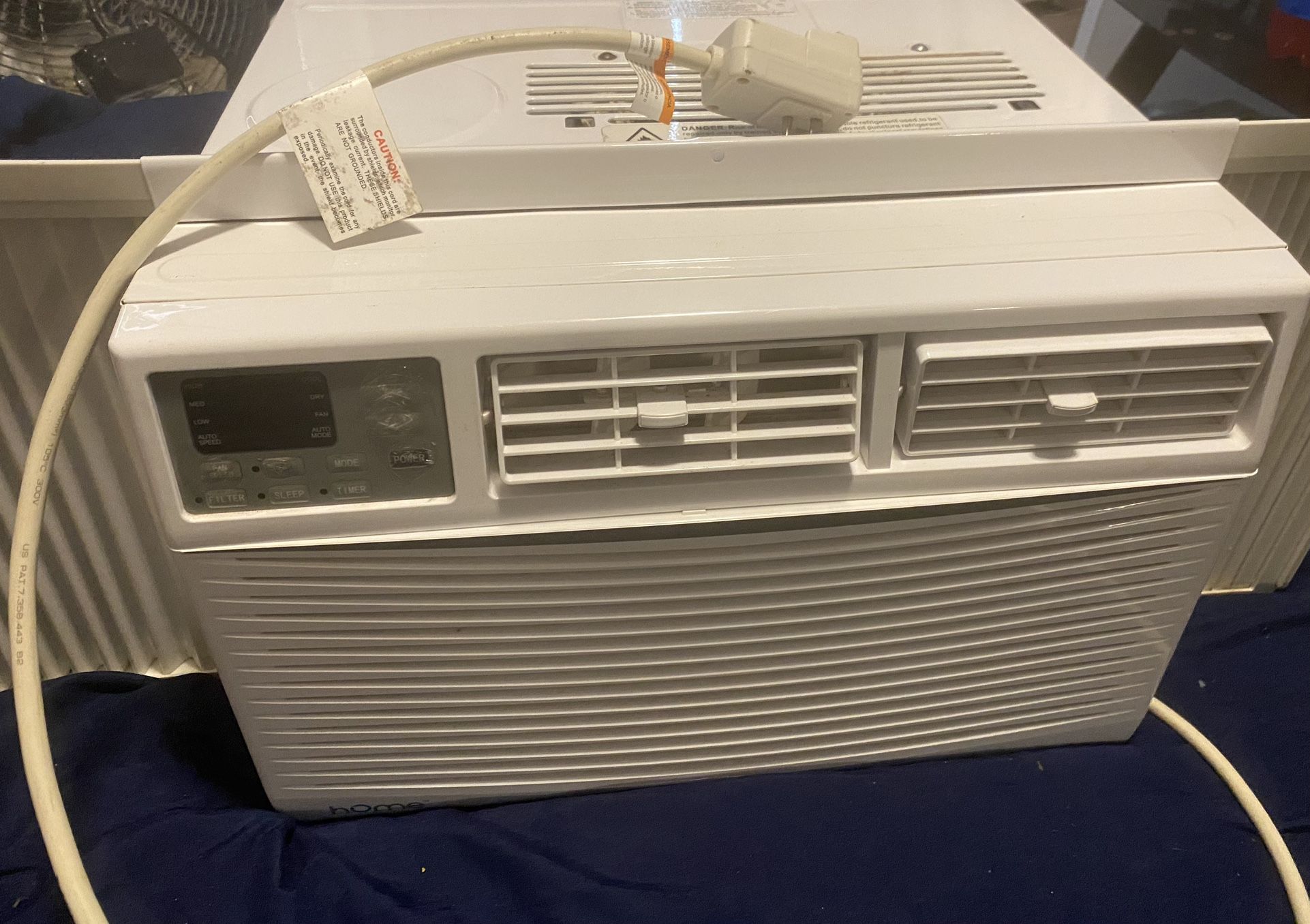 Great Condition Used 8000 BTU Air Conditioner