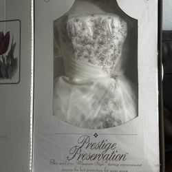 Vintage 2007 Wedding Dress 