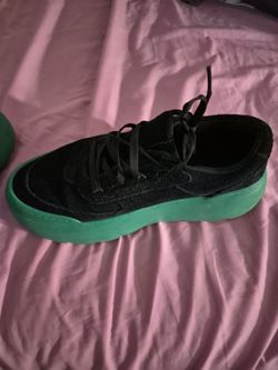 UGG Marin Mega Lace, size 9