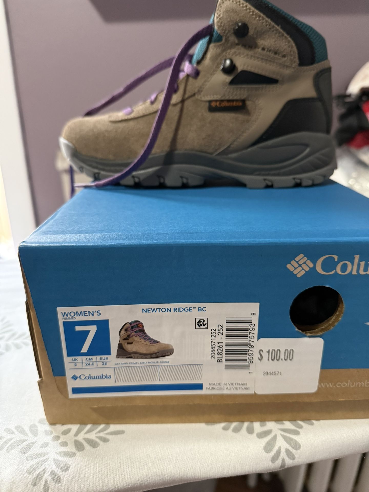 Columbia Hiking Boots