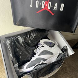 PREOWNED AIR JORDAN 7 RETRO
