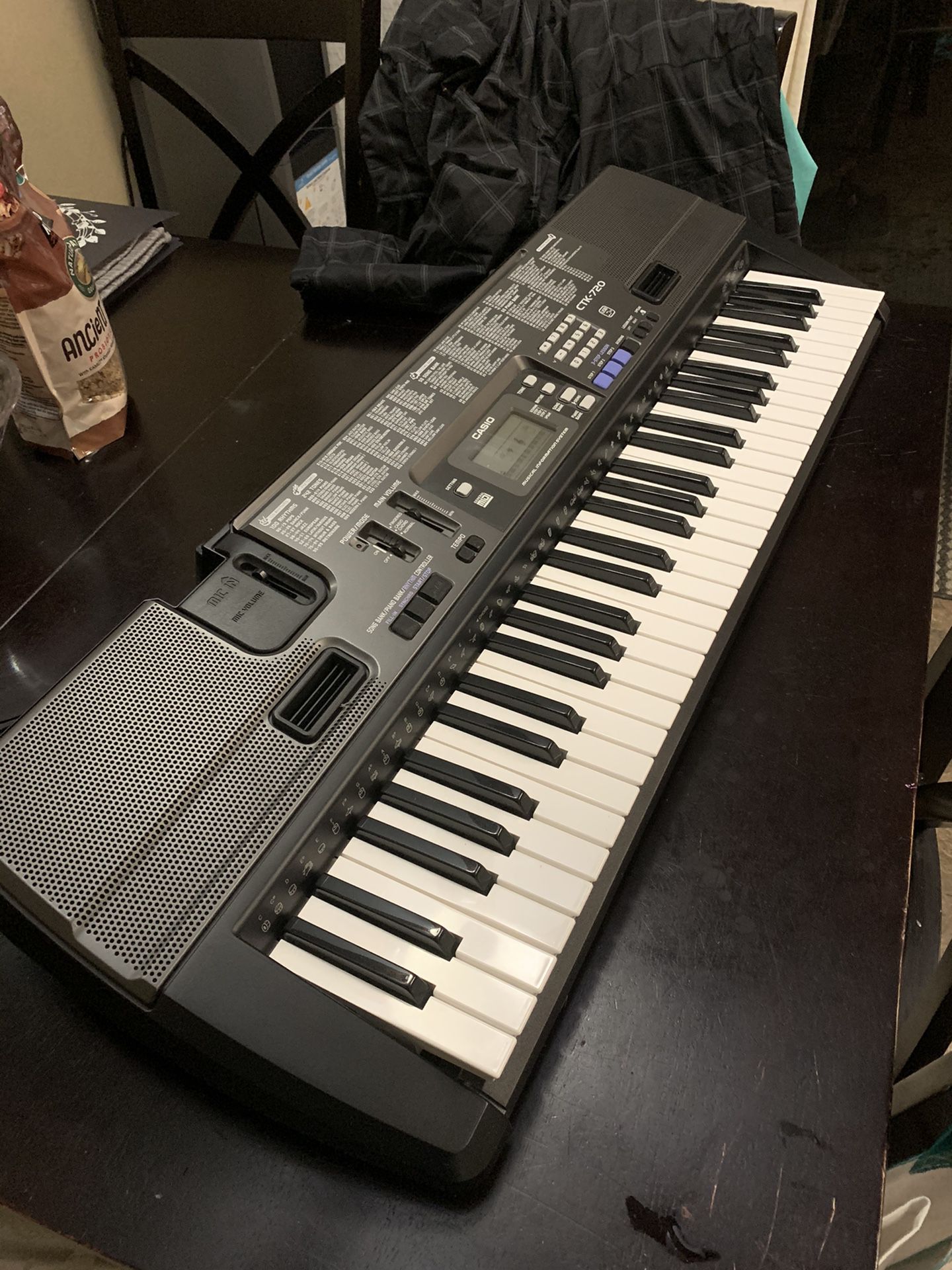Casio Keyboard for sale