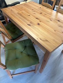 Kitchen table