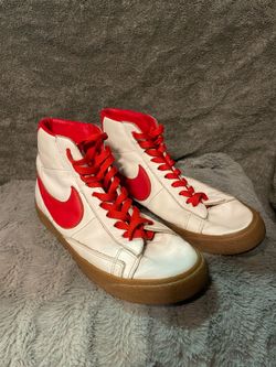 Men’s 8.5 Nike Blazer Mid 77 sneaker