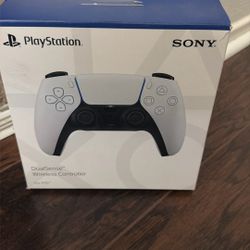 White PS5 Controller In Box Open 