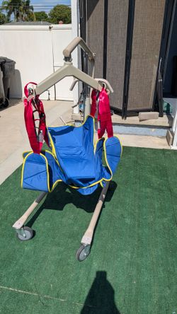 Hoyer patient lift with sling (manual operation) FREE