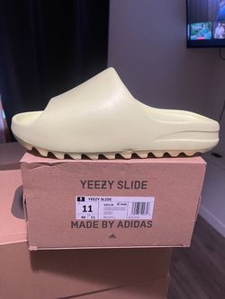Yeezy slide GlwGrn