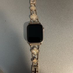 🌸 Apple Watch Series 9 – 41mm (Aluminum & Ceramic) – Pink 🌸