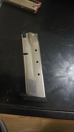 Smith & Wesson 9mm Stainless Steel Magazine